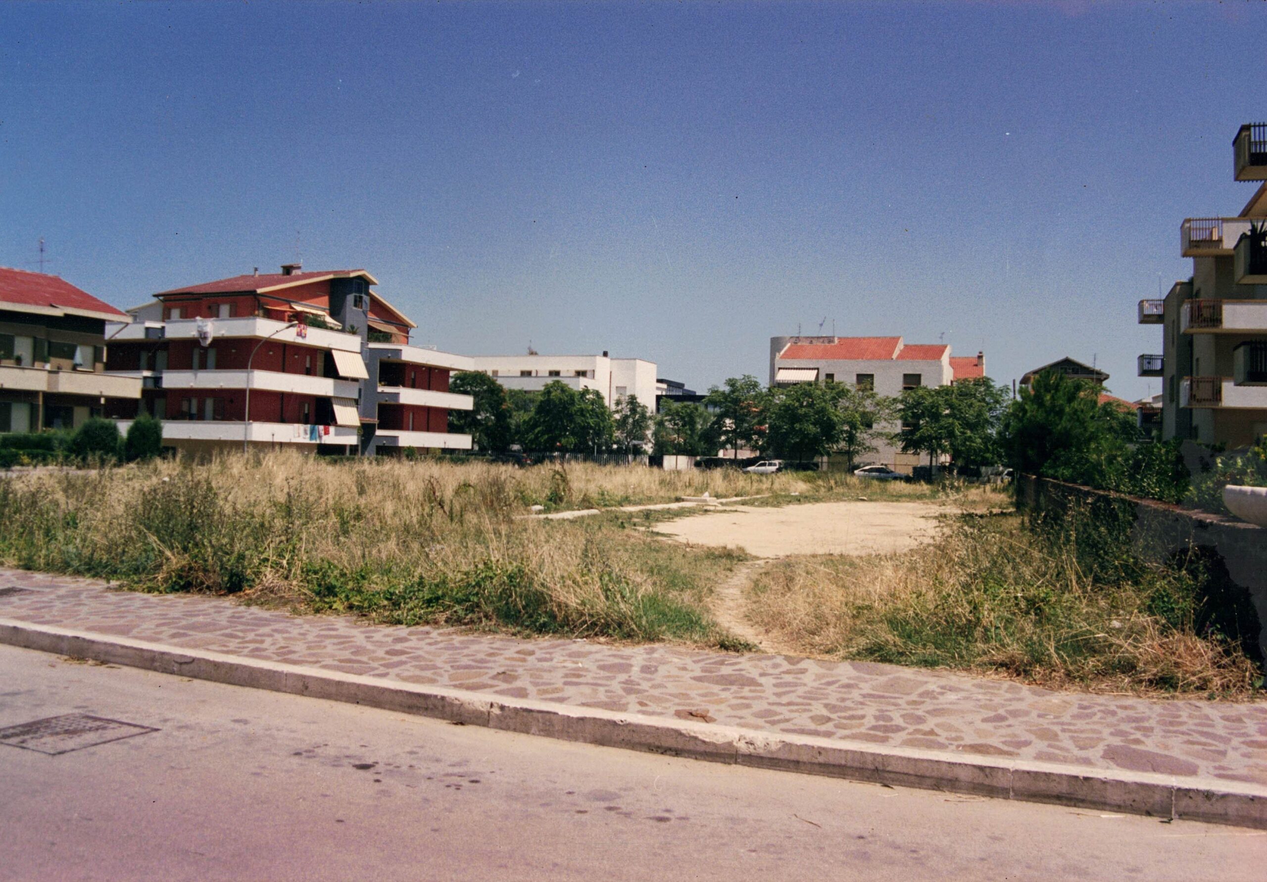 Spazio verde in Via dei Marrucini, 1992