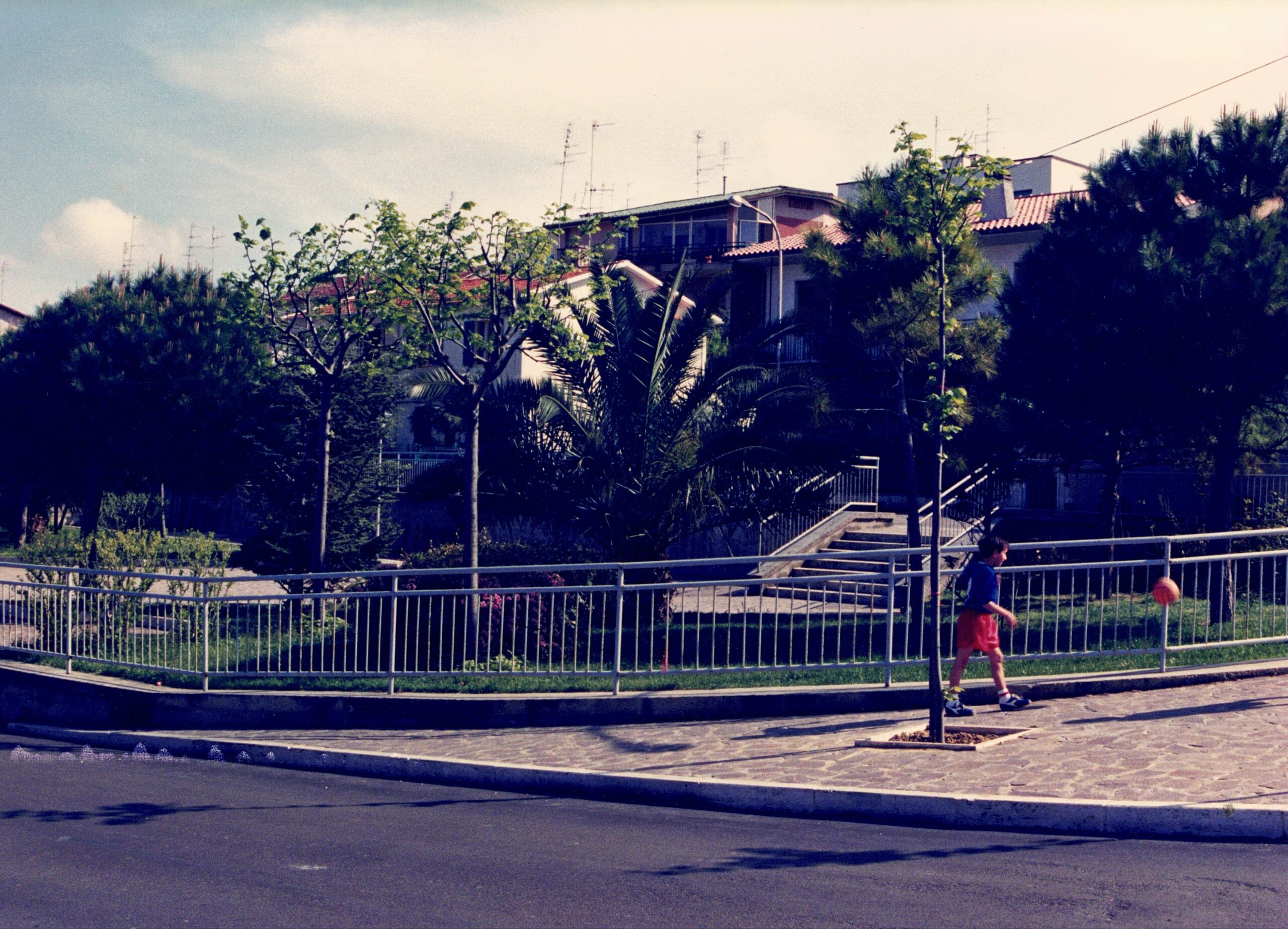 Villaggio Unrra, 1988